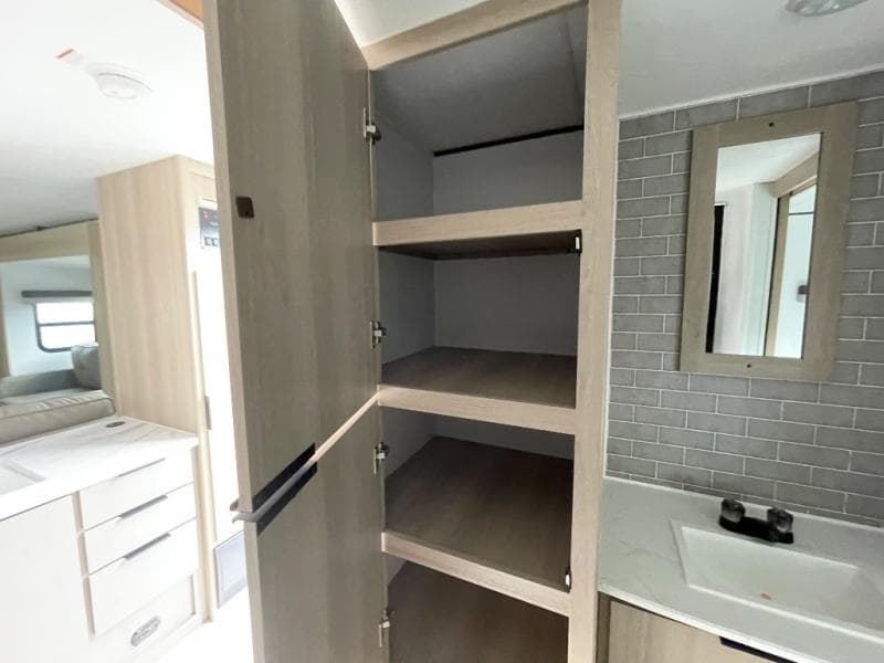 2025 Dutchmen 2025 Dutchmen Kodiak - thumbnail 28