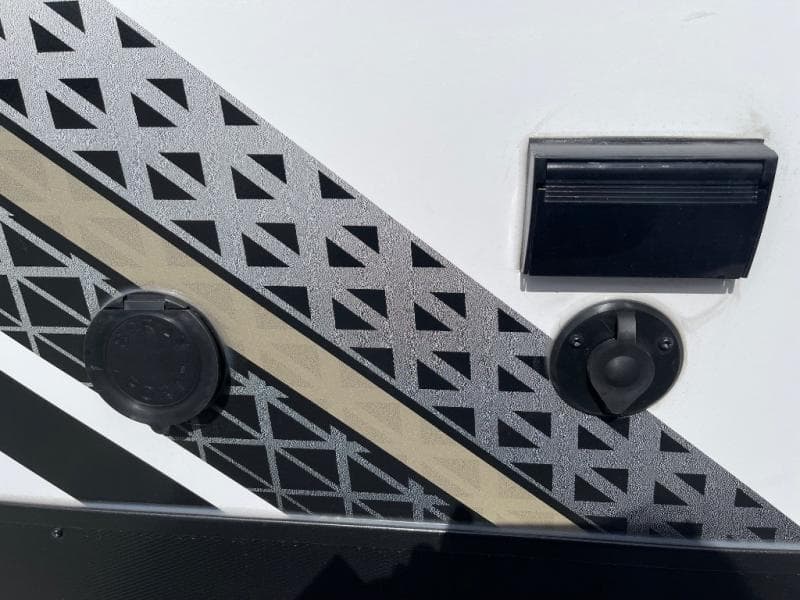 2025 Dutchmen 2025 Dutchmen Kodiak - thumbnail 38