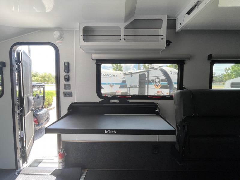 2025 inTech RV 2025 inTech RV Black Wing - thumbnail 10