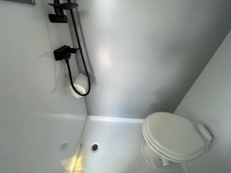 2025 inTech RV 2025 inTech RV Black Wing - thumbnail 15