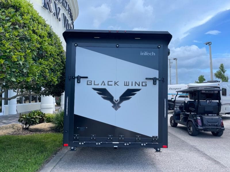 2025 inTech RV 2025 inTech RV Black Wing - thumbnail 5