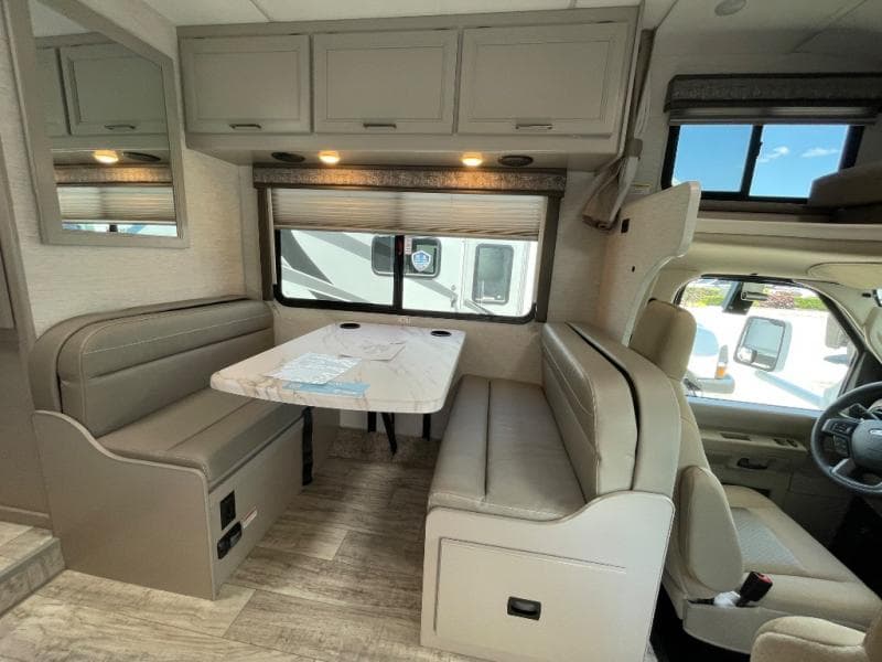 2025 Thor Motor Coach 2025 Thor Motor Coach Chateau Espec Essential - thumbnail 13
