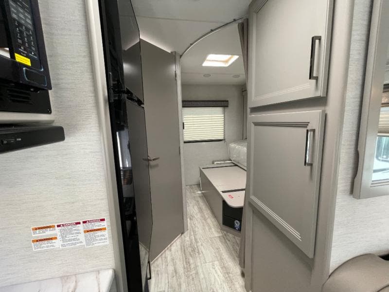 2025 Thor Motor Coach 2025 Thor Motor Coach Chateau Espec Essential - thumbnail 14