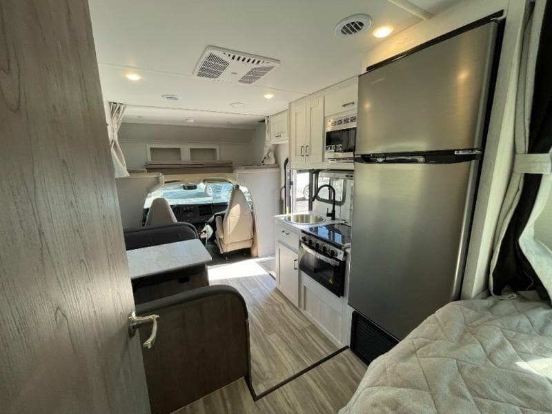 2025 Gulf Stream 2025 Gulf Stream Conquest - thumbnail 21