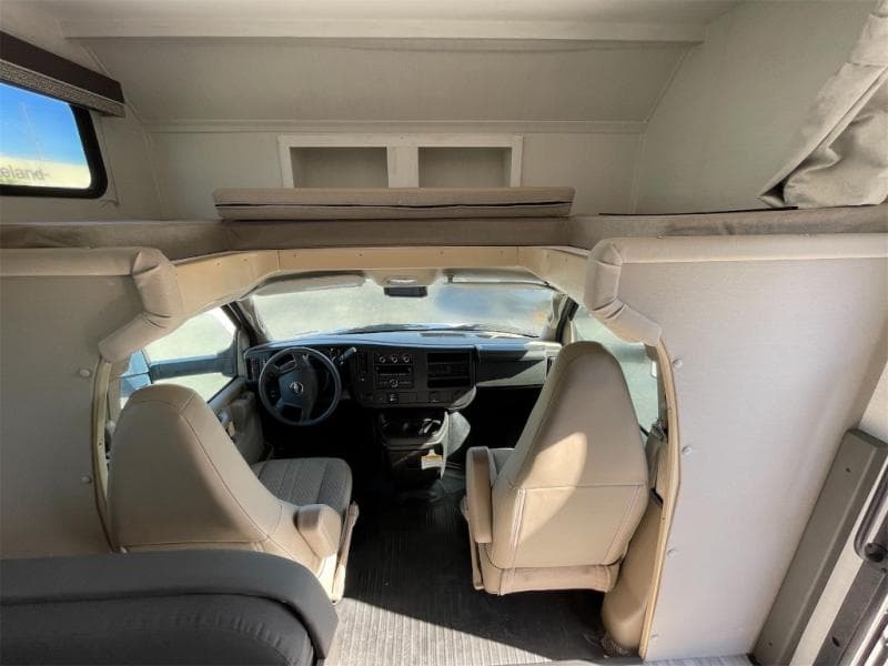 2025 Gulf Stream 2025 Gulf Stream Conquest - thumbnail 6