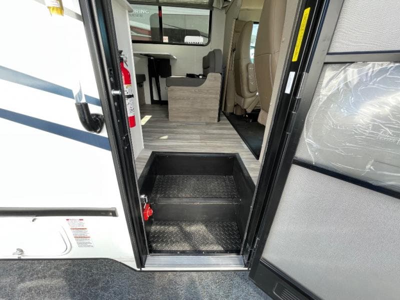 2025 Gulf Stream 2025 Gulf Stream Conquest - thumbnail 43