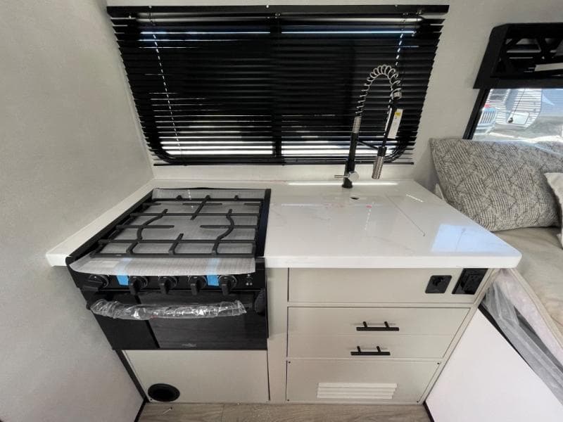 2025 Encore RV 2025 Encore RV Revue - thumbnail 7