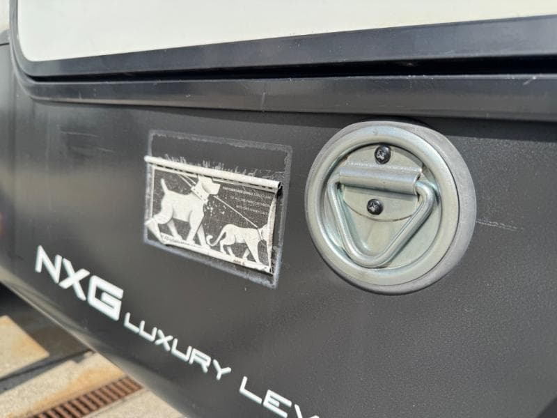 2020 Cherokee Alpha Wolf 2020 Cherokee Alpha Wolf ARCTIC WOLF - thumbnail 7