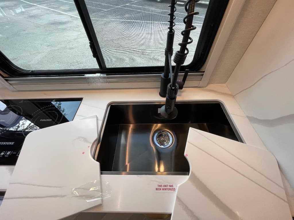 2025 Coachmen 2025 Coachmen Prism Elite - thumbnail 12