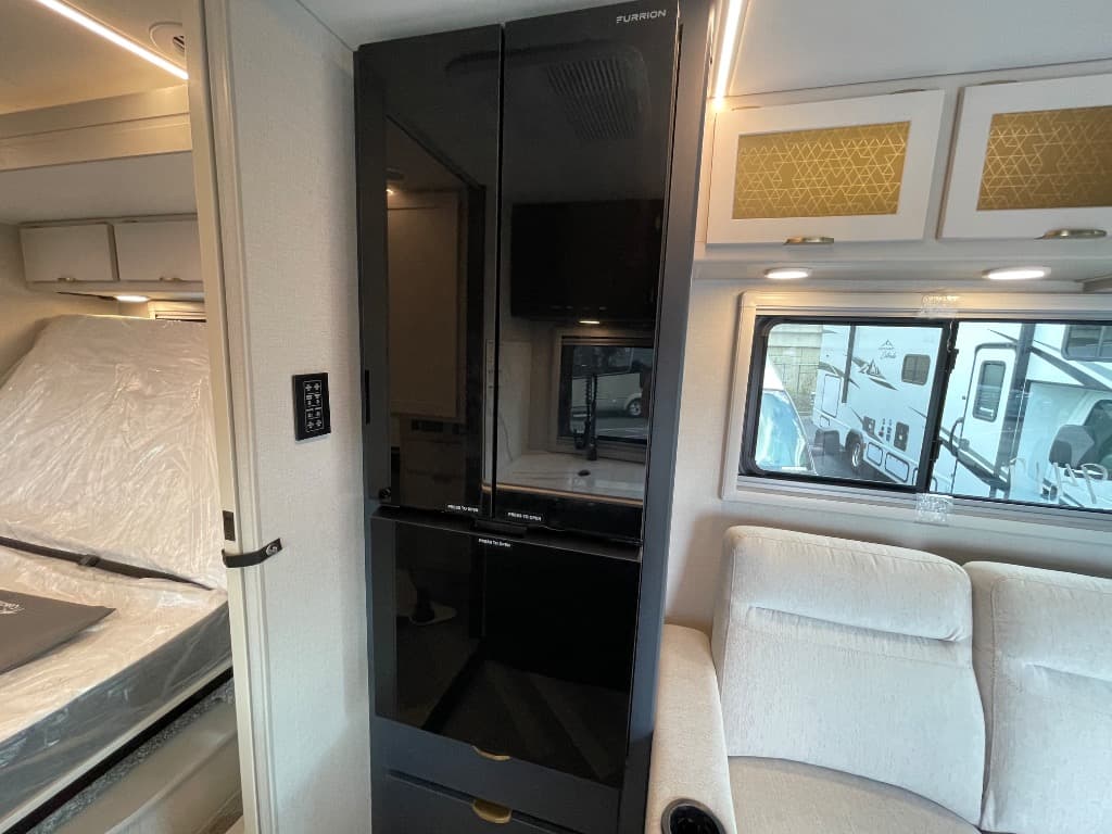 2025 Coachmen 2025 Coachmen Prism Elite - thumbnail 19