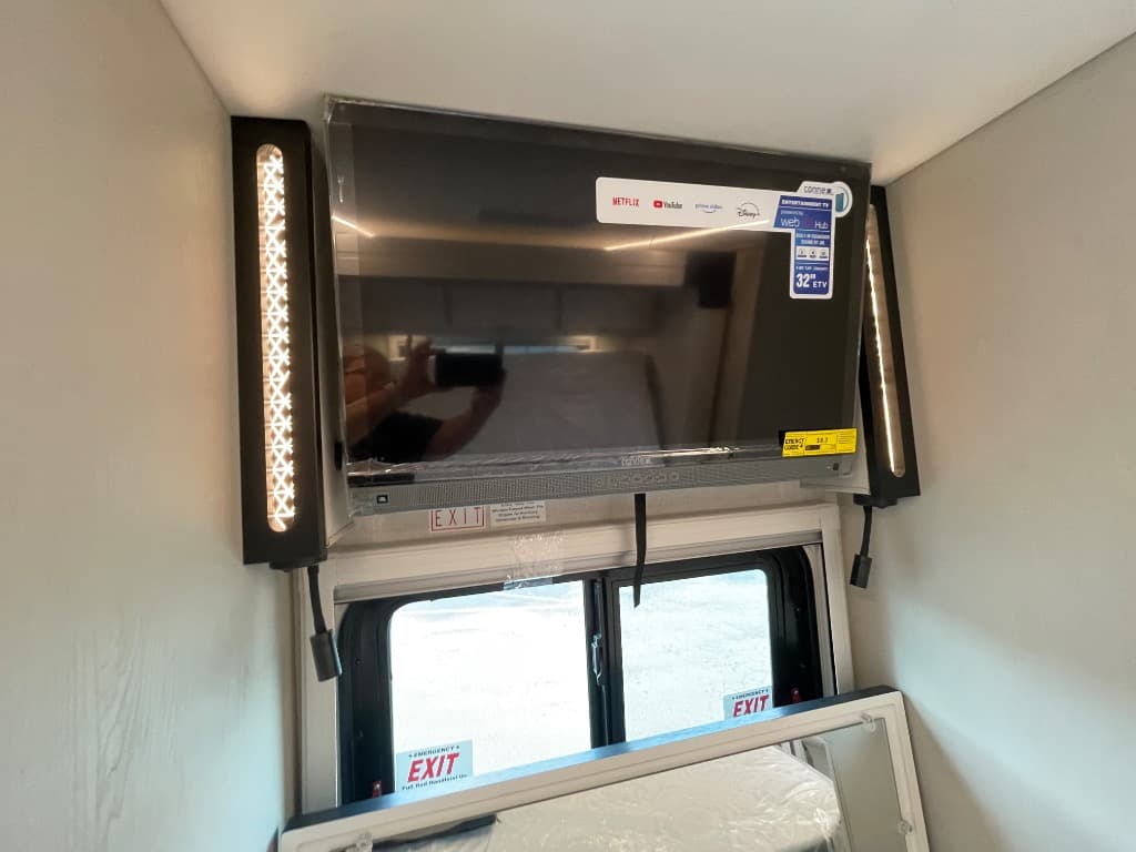 2025 Coachmen 2025 Coachmen Prism Elite - thumbnail 25