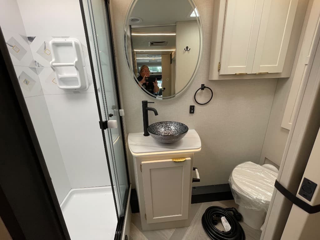 2025 Coachmen 2025 Coachmen Prism Elite - thumbnail 30