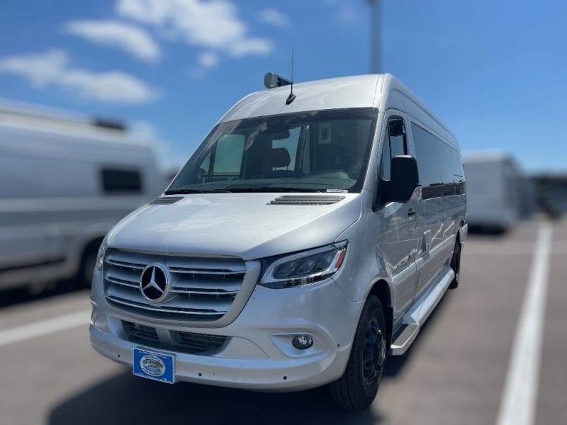 2025 Coachmen 2025 Coachmen Galleria - thumbnail 4