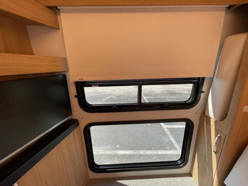 2025 Leisure Travel Vans 2025 Leisure Travel Vans Wonder - thumbnail 36