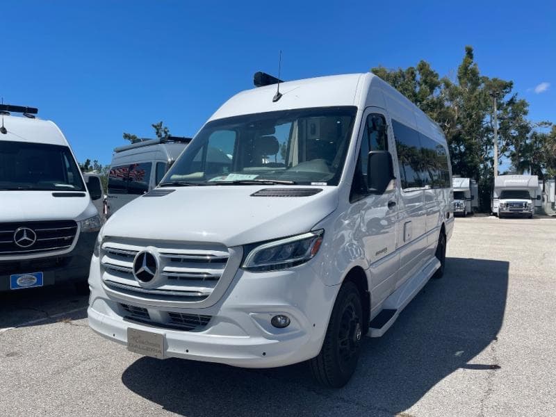 2025 Coachmen 2025 Coachmen Galleria - thumbnail 4