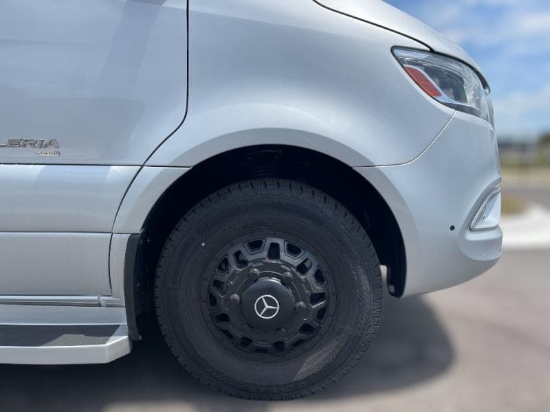 2025 Coachmen 2025 Coachmen Galleria - thumbnail 5