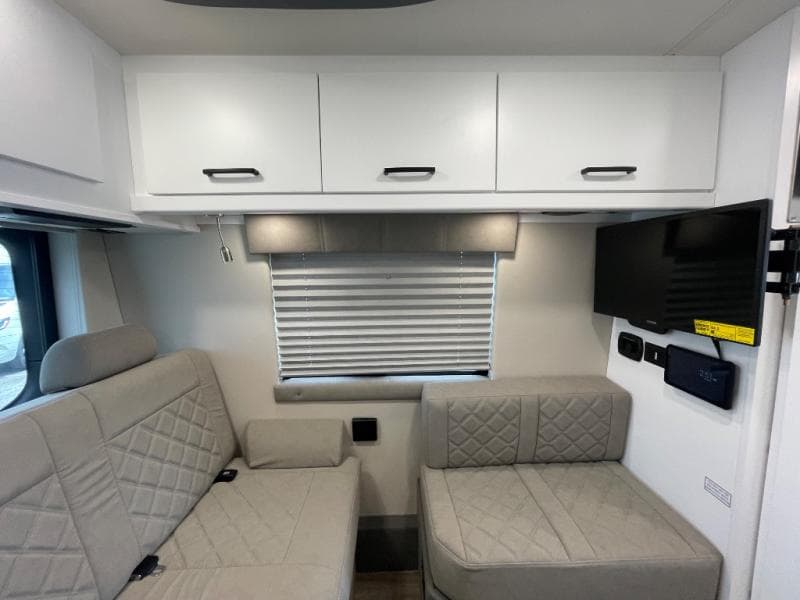 2025 Coachmen 2025 Coachmen Galleria - thumbnail 18