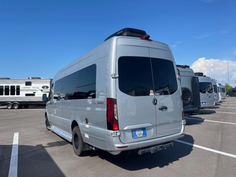 2025 Coachmen 2025 Coachmen Galleria - thumbnail 5