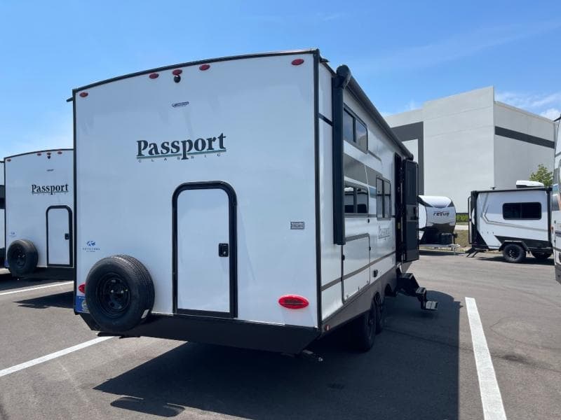 2025 Keystone RV 2025 Keystone RV Passport Classic - thumbnail 7
