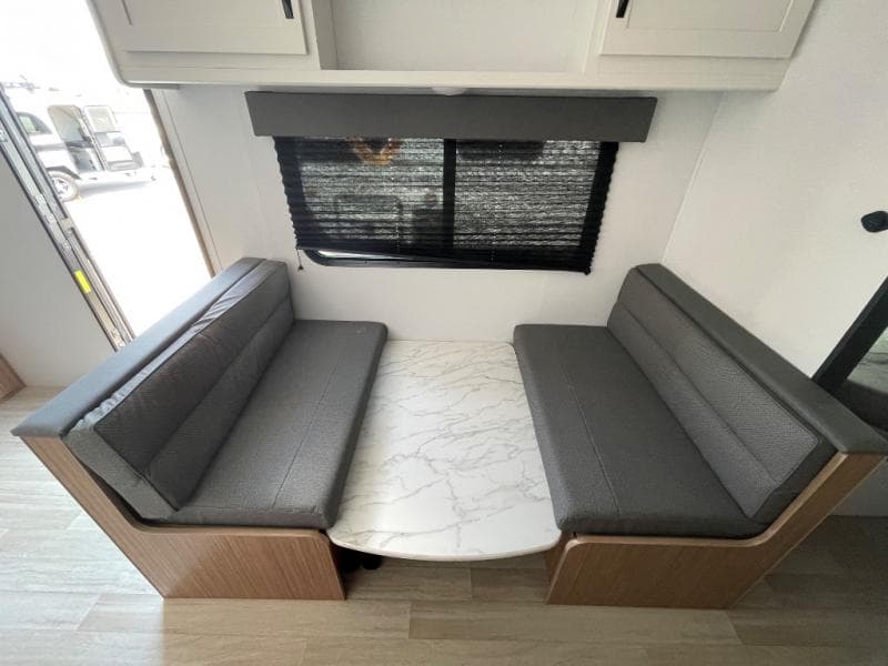 2025 Keystone RV 2025 Keystone RV Passport Classic - thumbnail 10