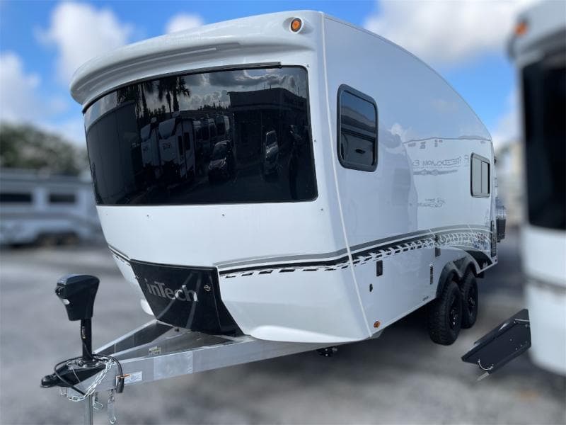 2025 inTech RV 2025 inTech RV Aucta - thumbnail 4