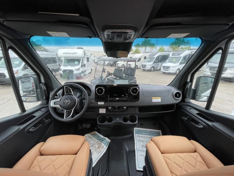 2025 Coachmen 2025 Coachmen Galleria - thumbnail 7