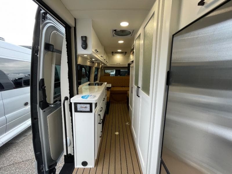 2025 Coachmen 2025 Coachmen Galleria - thumbnail 9