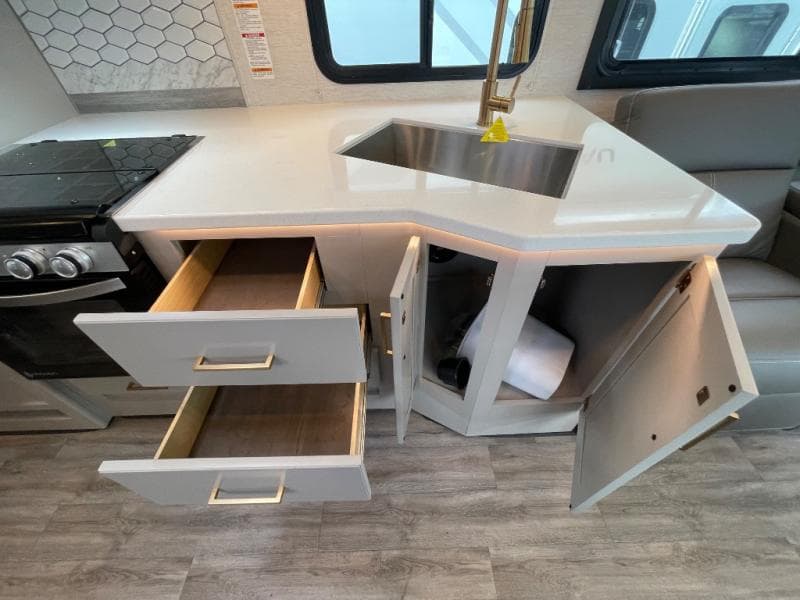 2026 Thor Motor Coach 2026 Thor Motor Coach A.C.E. - thumbnail 26