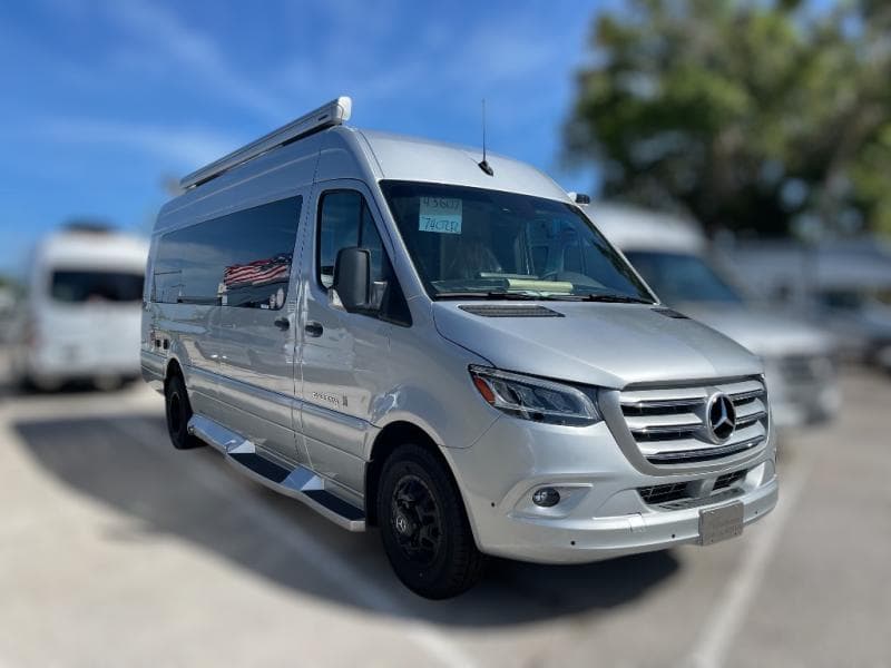 2025 Coachmen 2025 Coachmen Galleria - image 1