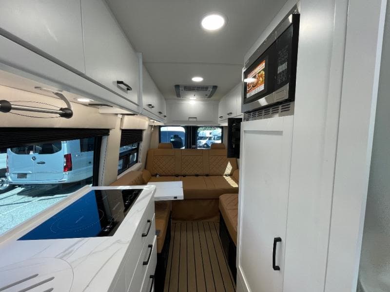 2025 Coachmen 2025 Coachmen Galleria - thumbnail 11