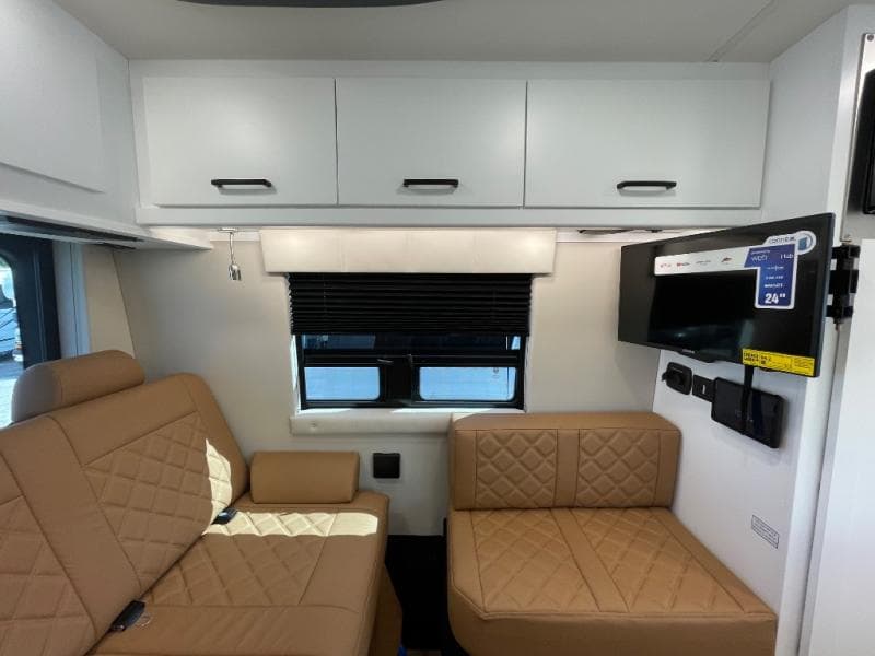 2025 Coachmen 2025 Coachmen Galleria - thumbnail 13