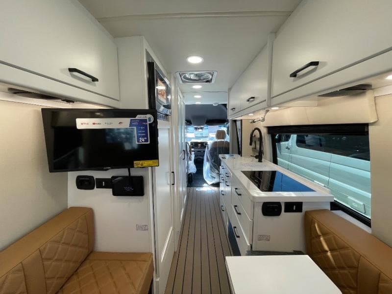 2025 Coachmen 2025 Coachmen Galleria - thumbnail 15