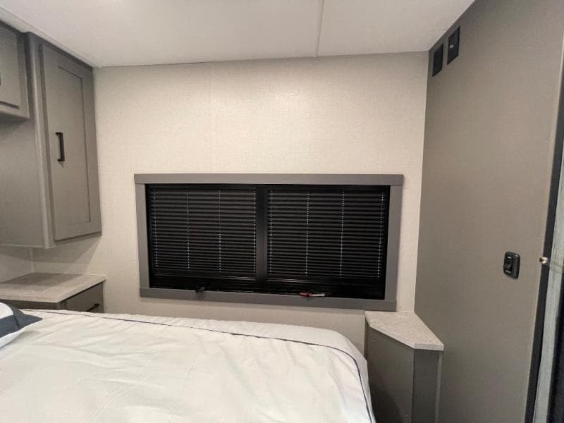 2026 Coachmen 2026 Coachmen Pursuit - thumbnail 37