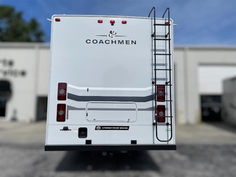 2026 Coachmen 2026 Coachmen Pursuit - thumbnail 5