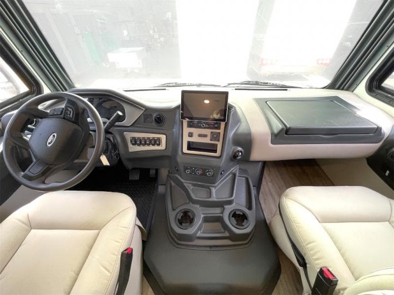 2026 Coachmen 2026 Coachmen Pursuit - thumbnail 7