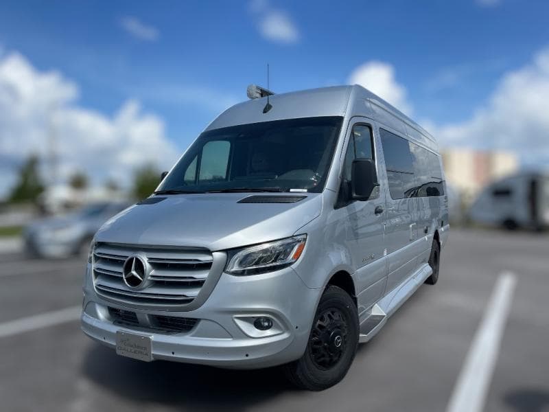 2025 Coachmen 2025 Coachmen Galleria - thumbnail 4