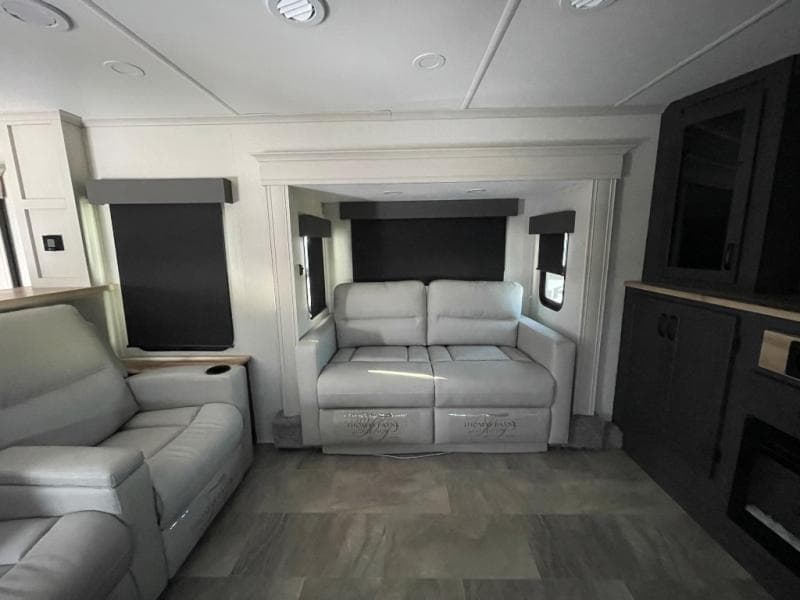 2026 Coachmen 2026 Coachmen Brookstone - thumbnail 12