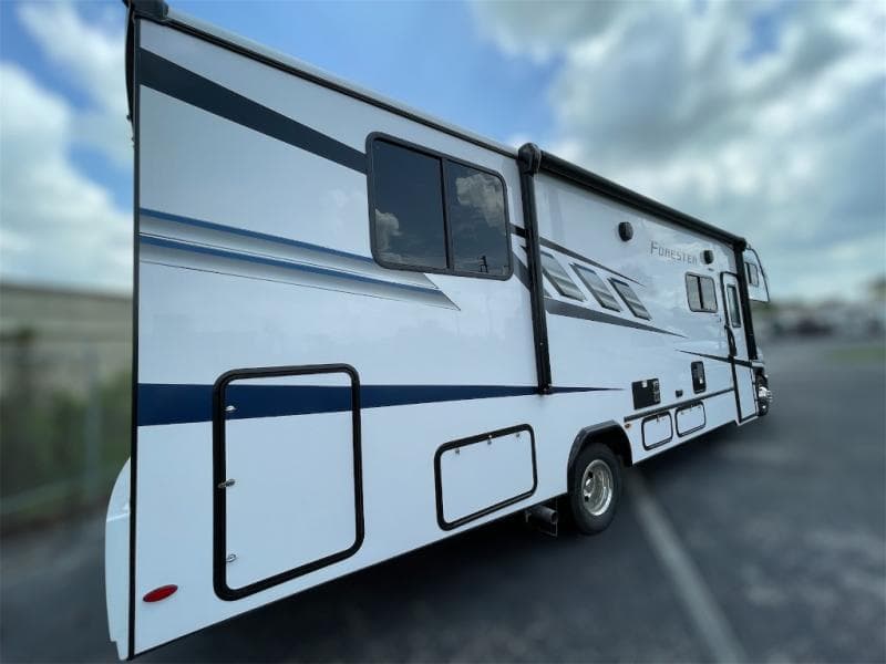 2026 Forest River 2026 Forest River Forester - thumbnail 5