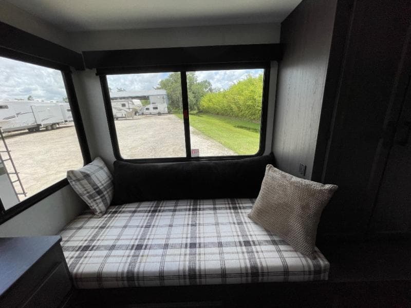 2025 Venture RV 2025 Venture RV Stratus - thumbnail 39