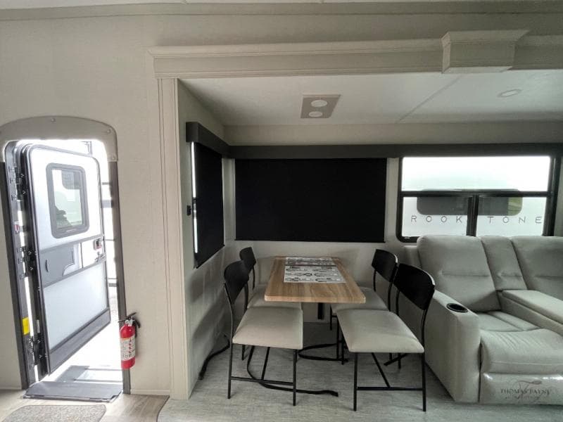 2026 Coachmen 2026 Coachmen Brookstone - thumbnail 11