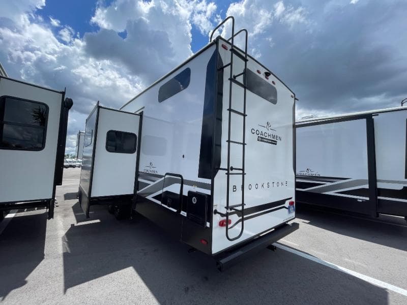 2026 Coachmen 2026 Coachmen Brookstone - thumbnail 5