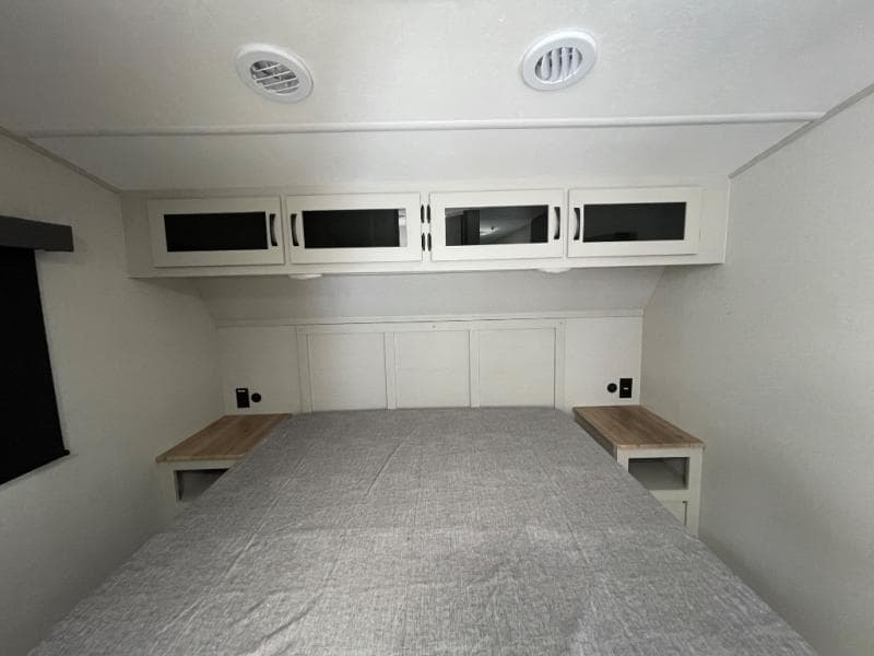 2026 Coachmen 2026 Coachmen Chaparral - thumbnail 26