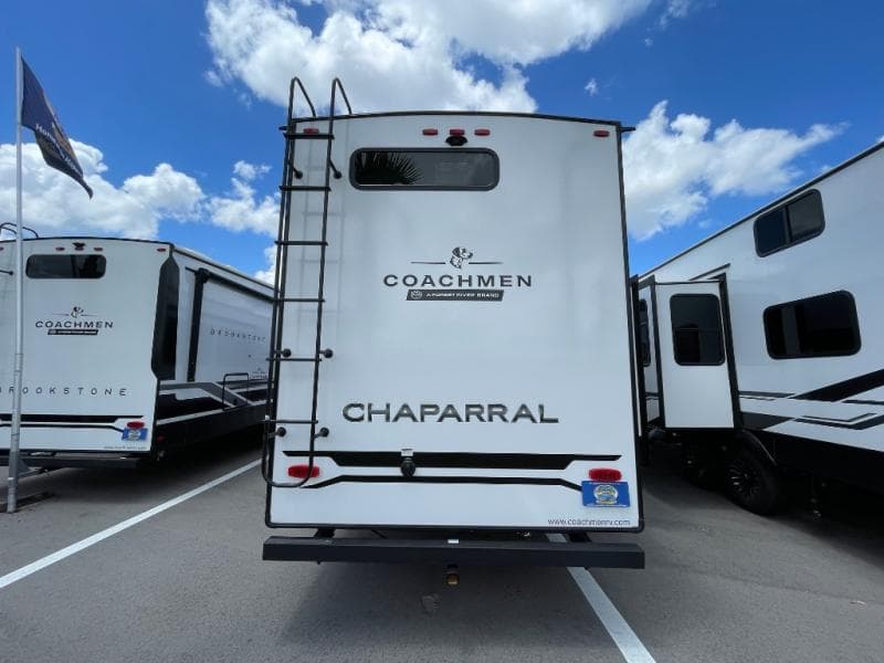 2026 Coachmen 2026 Coachmen Chaparral - thumbnail 6