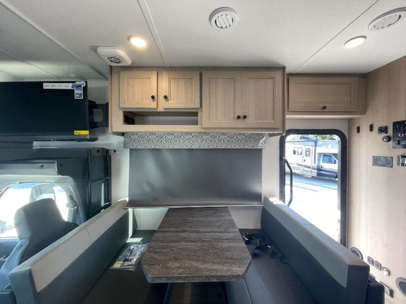 2026 Forest River 2026 Forest River Forester Classic - thumbnail 8