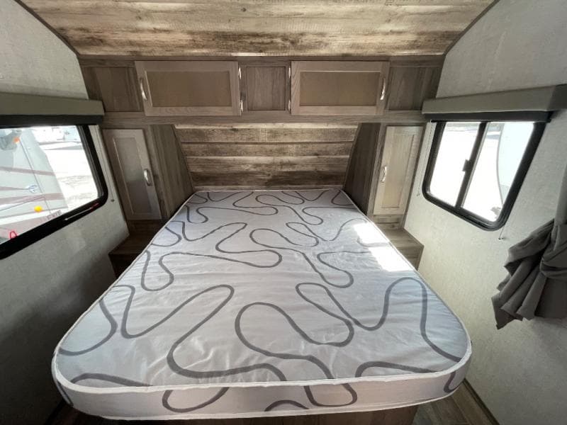 2024 Gulf Stream 2024 Gulf Stream Vista Cruiser - thumbnail 26