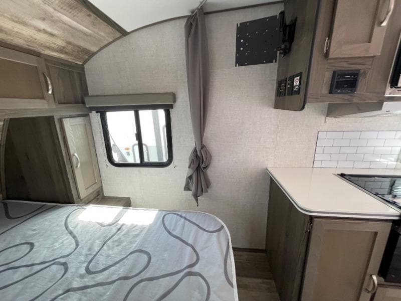 2024 Gulf Stream 2024 Gulf Stream Vista Cruiser - thumbnail 28