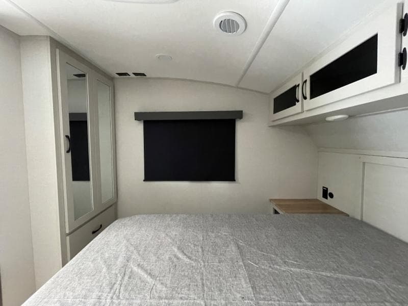 2026 Coachmen 2026 Coachmen Chaparral - thumbnail 22