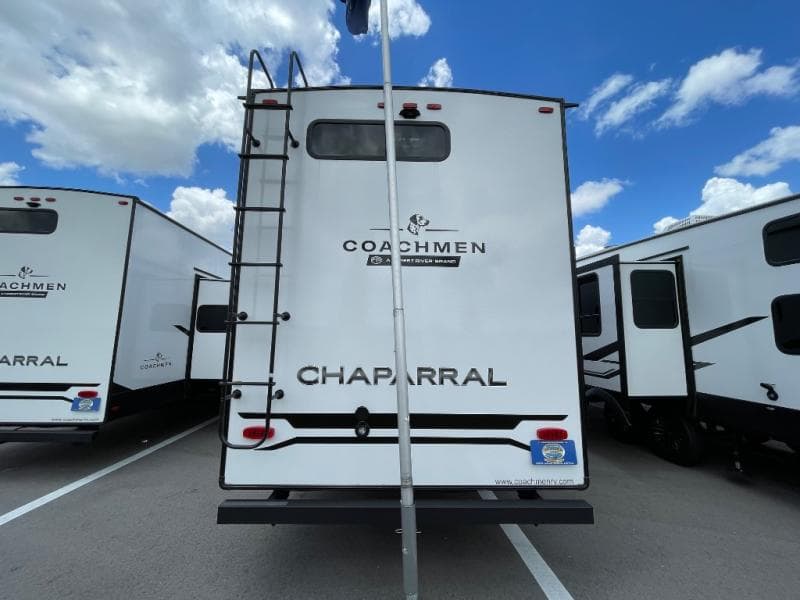 2026 Coachmen 2026 Coachmen Chaparral - thumbnail 6