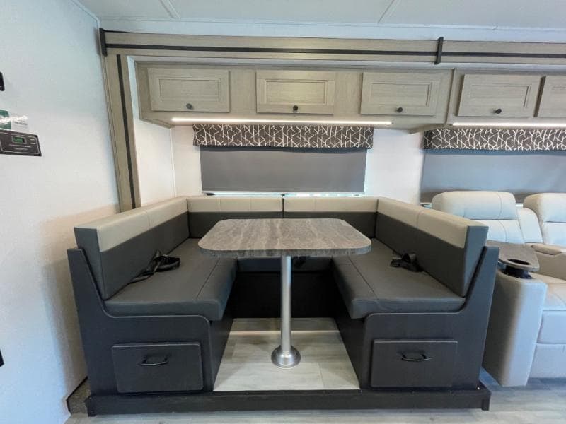 2026 Forest River 2026 Forest River Sunseeker Classic - thumbnail 12