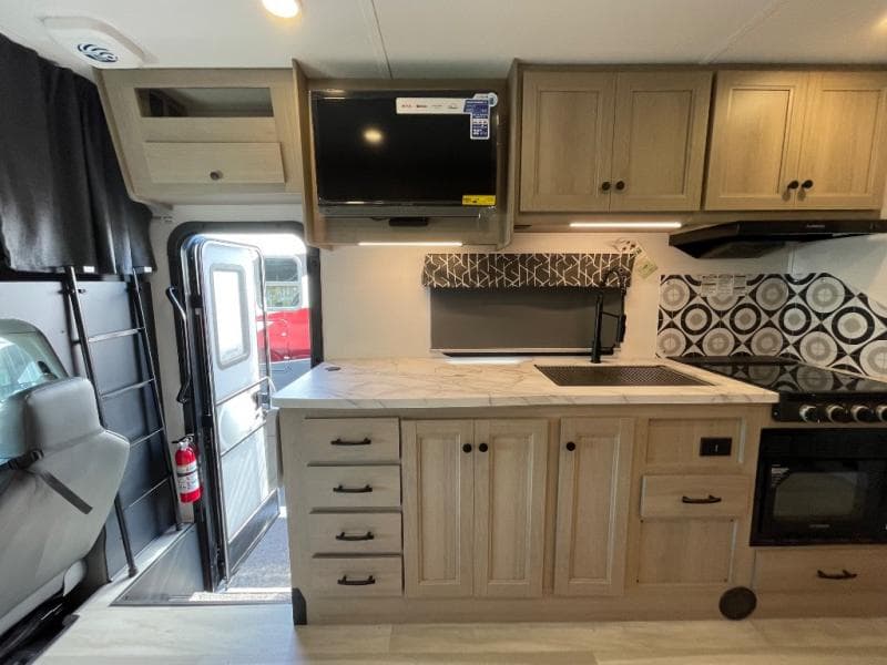 2026 Forest River 2026 Forest River Sunseeker Classic - thumbnail 13